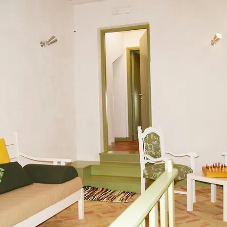 Casale Laurus Locogrande