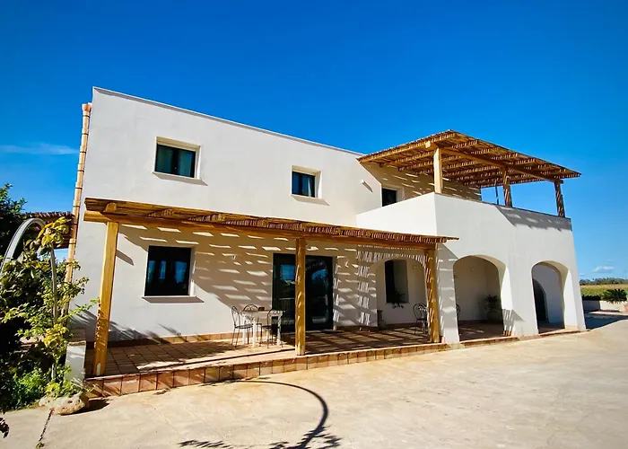 Casale Laurus 4* Луого-Гранде