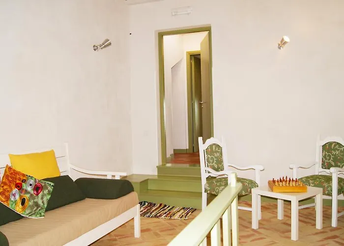 Casale Laurus Locogrande