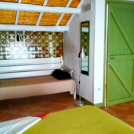 Bed and Breakfast Casale Laurus Locogrande