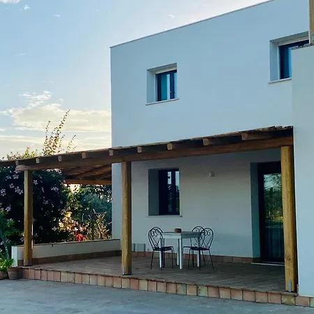 Bed and Breakfast Casale Laurus Locogrande