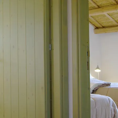 Casale Laurus Bed and breakfast Locogrande